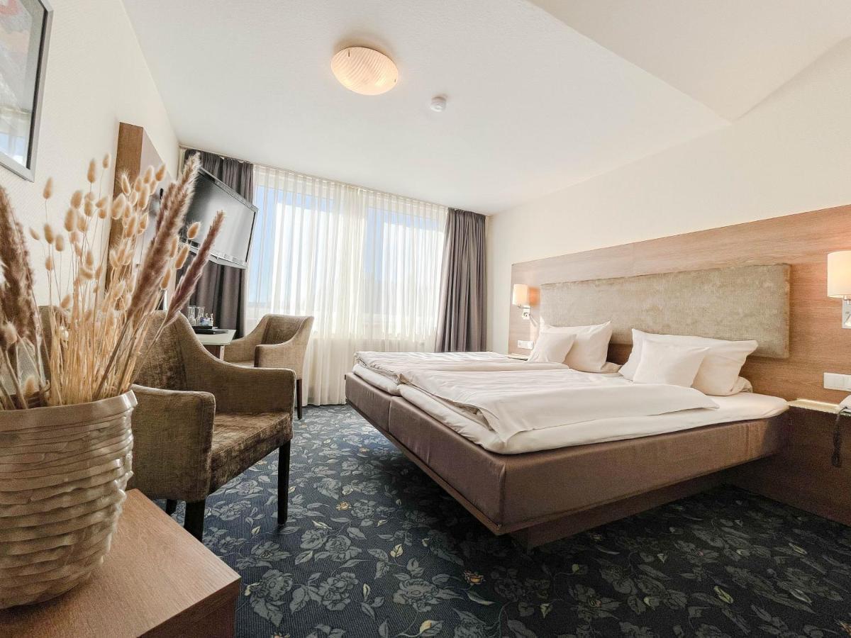 Hotel-Restaurant Vier Linden Stade Ngoại thất bức ảnh