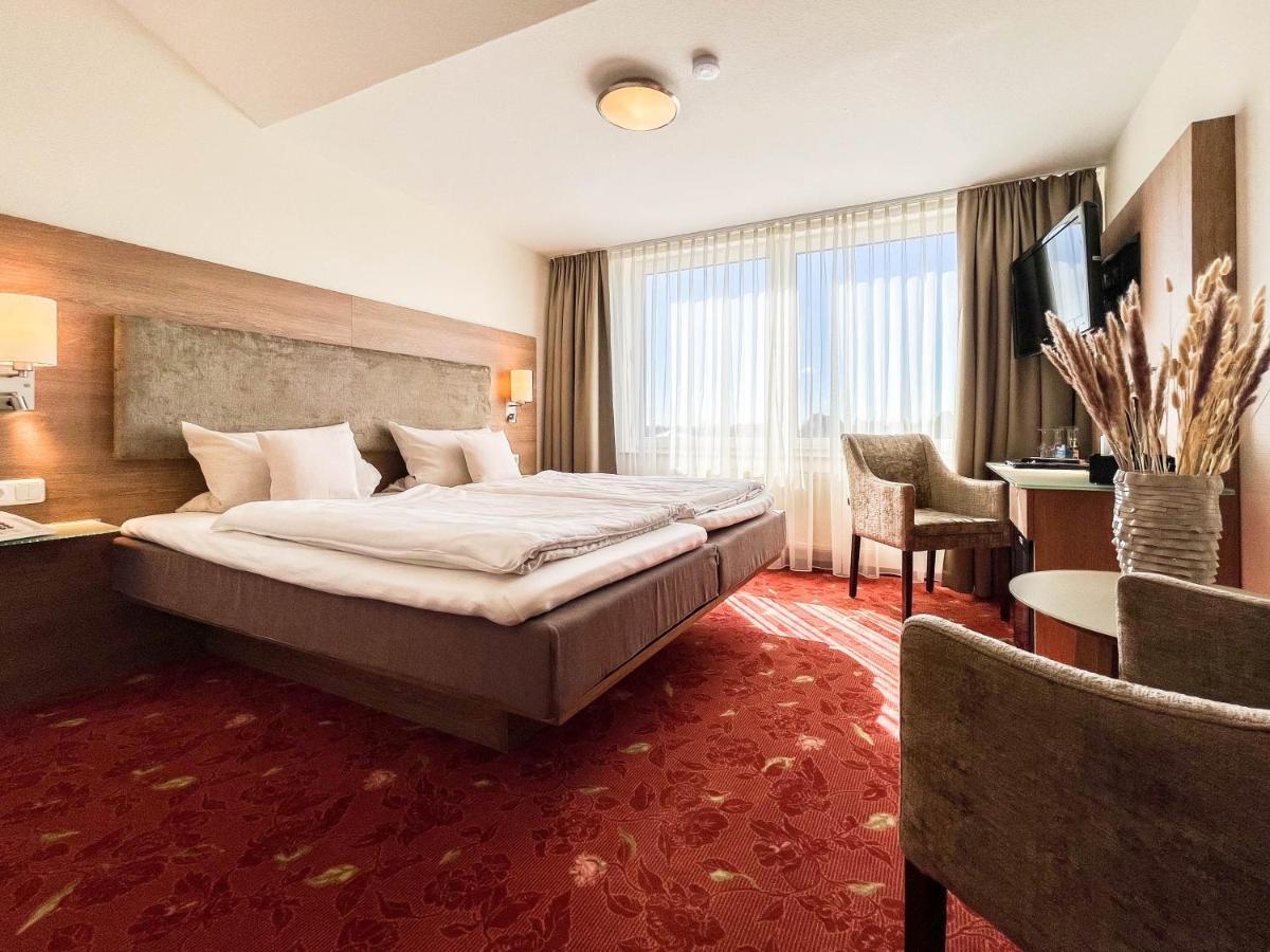 Hotel-Restaurant Vier Linden Stade Ngoại thất bức ảnh