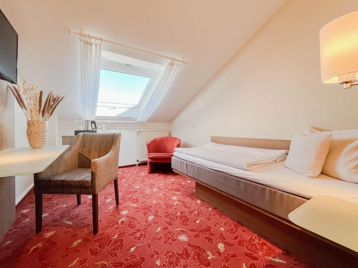Hotel-Restaurant Vier Linden Stade Ngoại thất bức ảnh