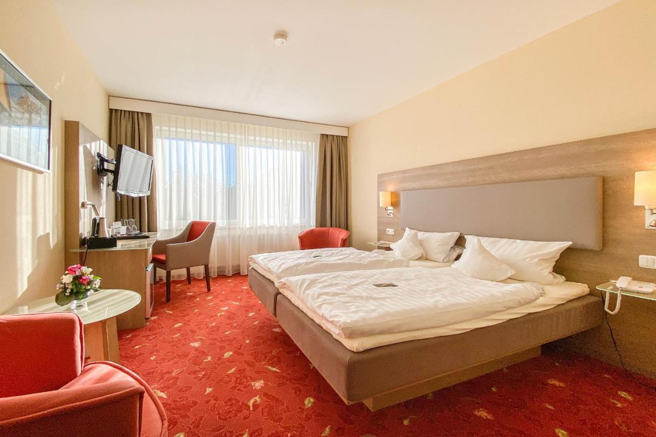 Hotel-Restaurant Vier Linden Stade Ngoại thất bức ảnh